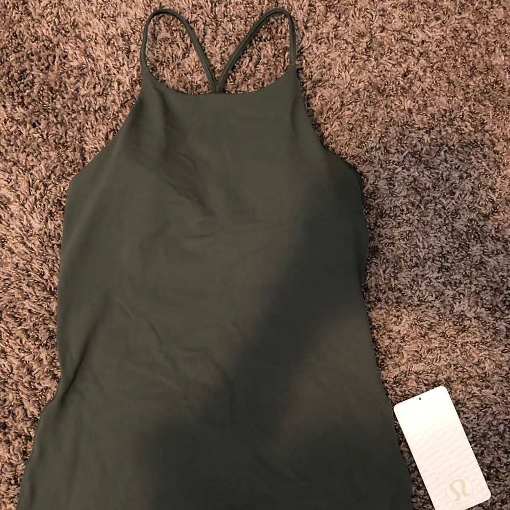 *SOLD* NWT Sun Setter Tank
